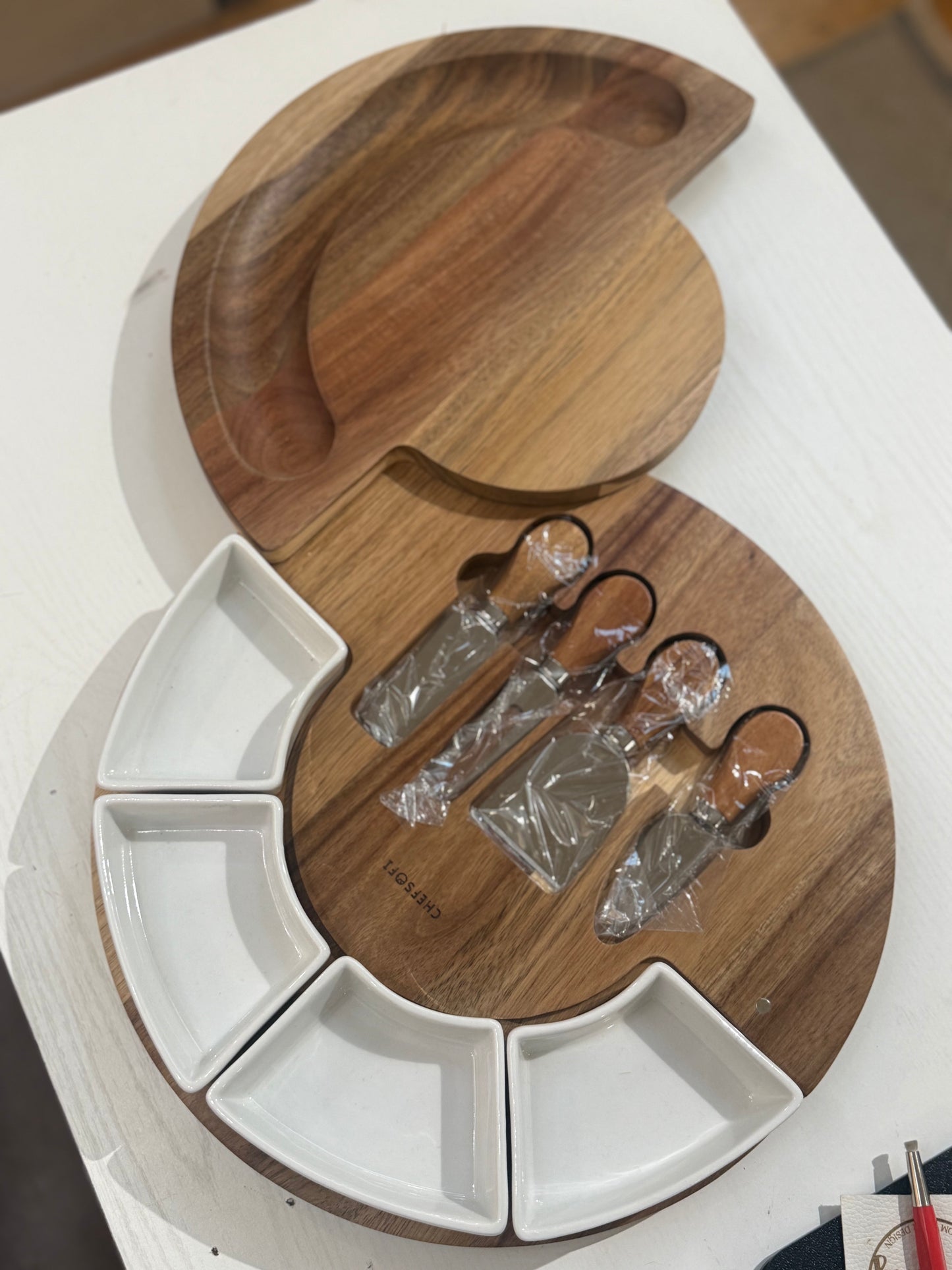 Round Charcuterie