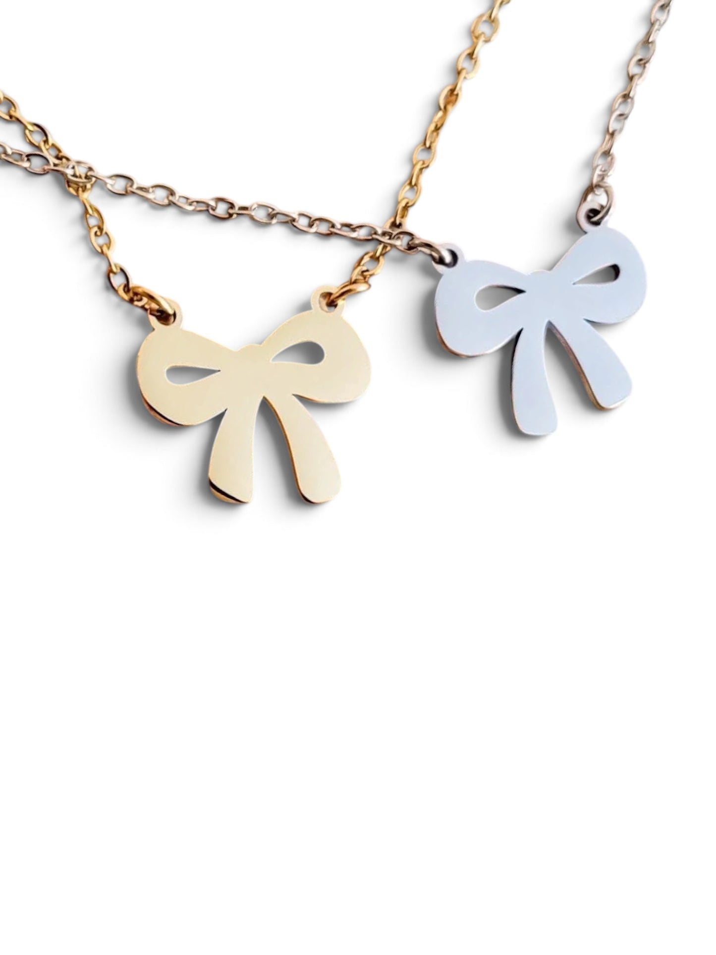 Bow Necklace