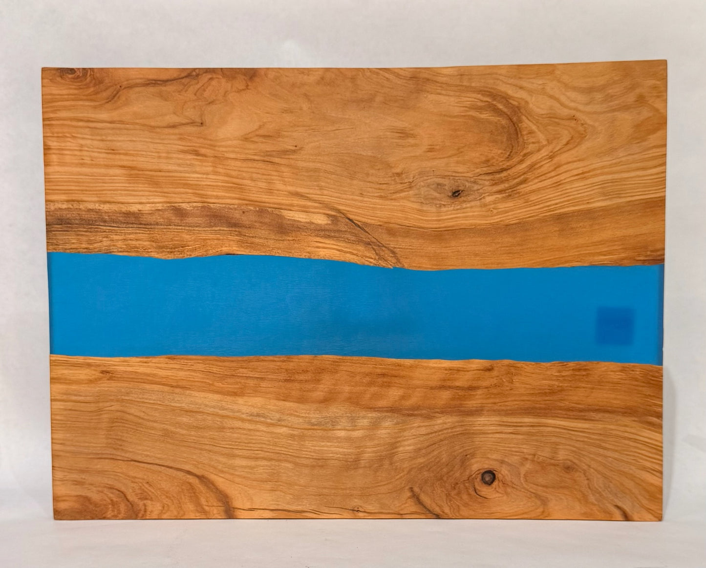 Olivewood & Resin Board